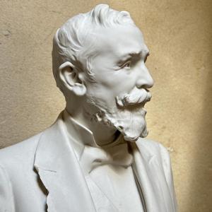 Bust Of Pr Loubet - Denys Puech - Sèvres Biscuit