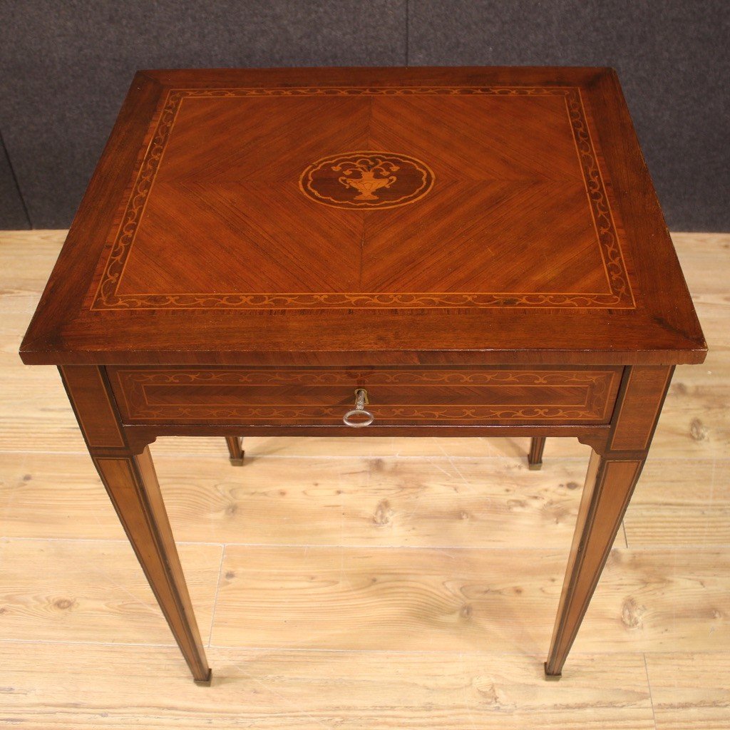 Tavolino in stile Luigi XVI del XX secolo-photo-3