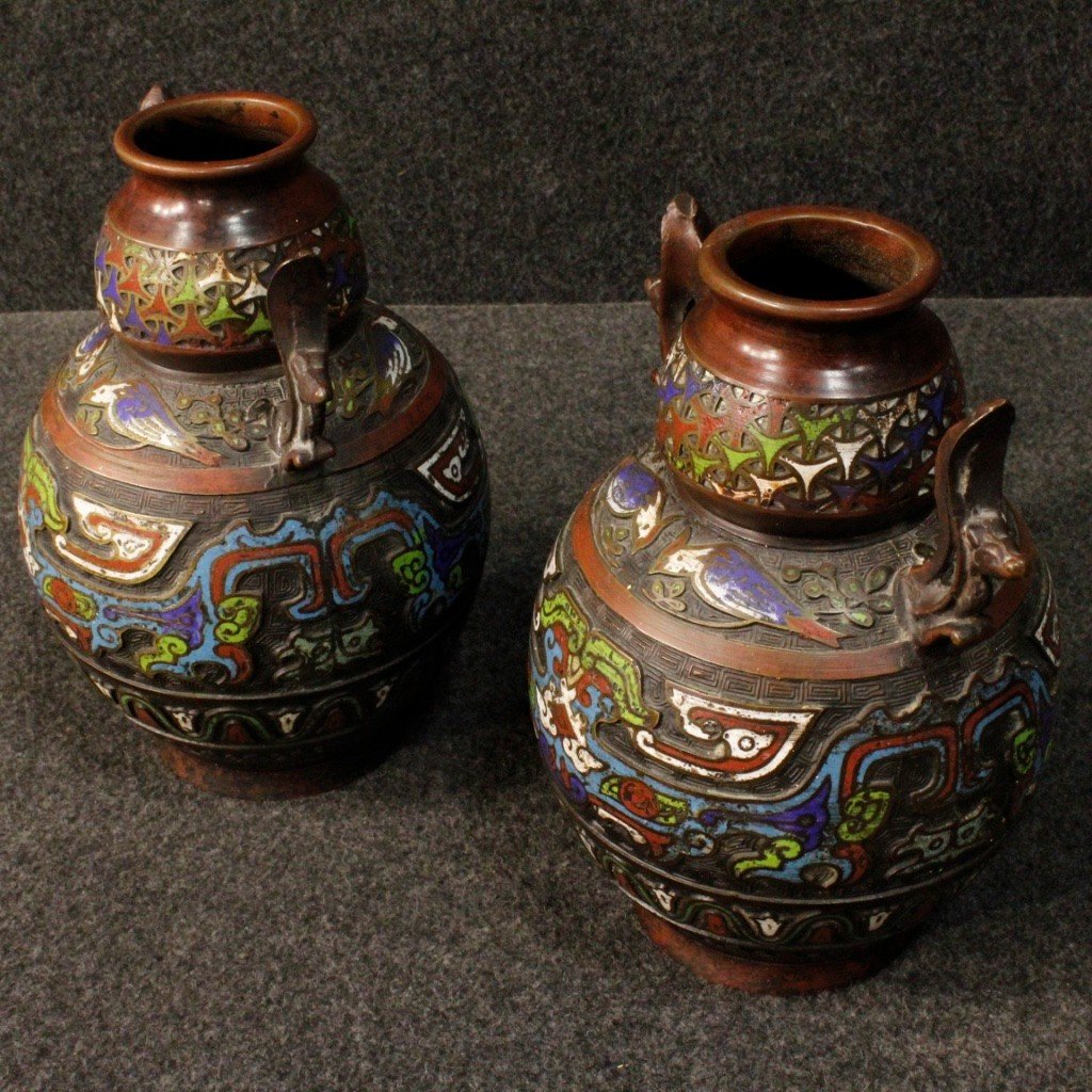 Coppia di vasi orientali in metallo del XX secolo-photo-7