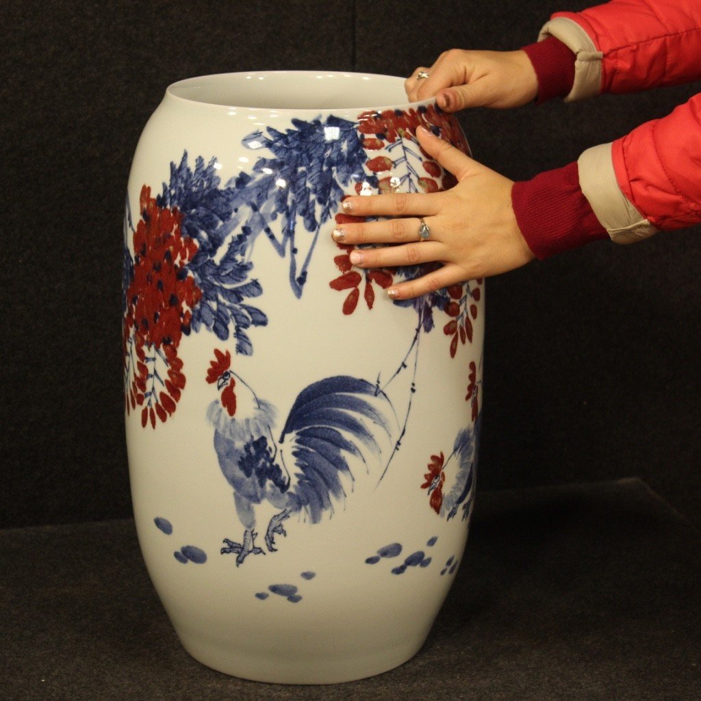 Vaso cinese in ceramica dipinta con galli e decori floreali-photo-2