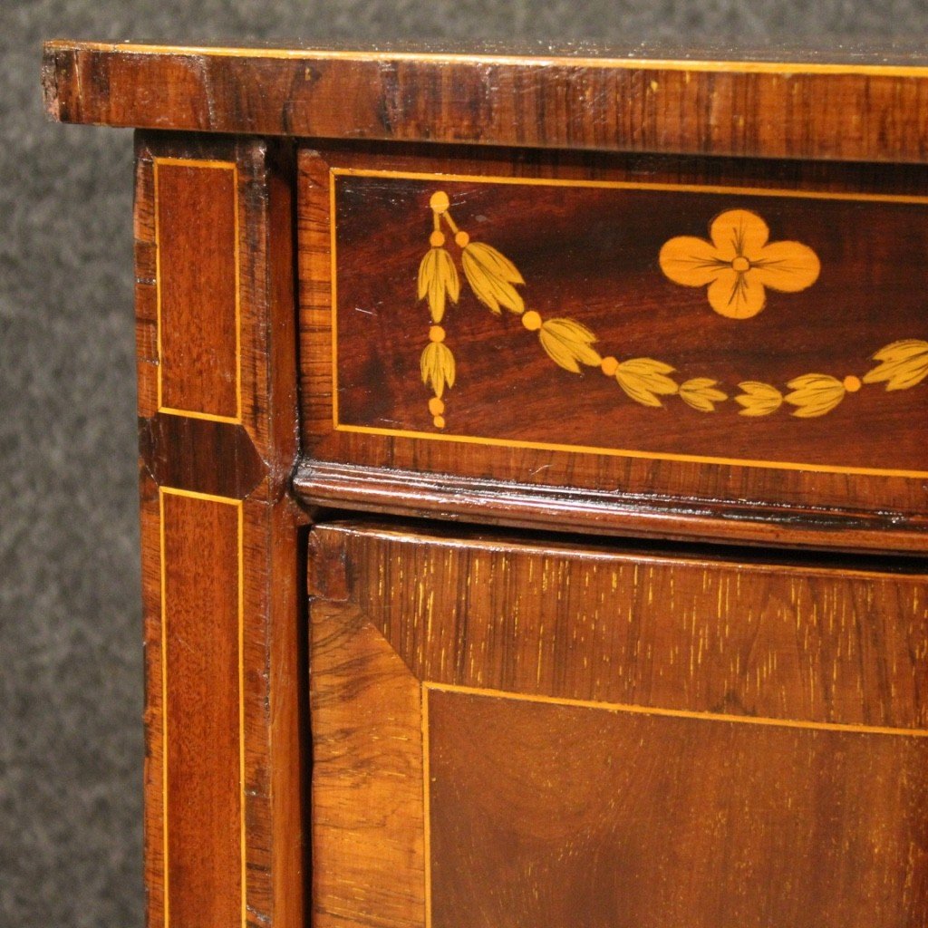 Angoliera inglese intarsiata in legno del XX secolo-photo-4