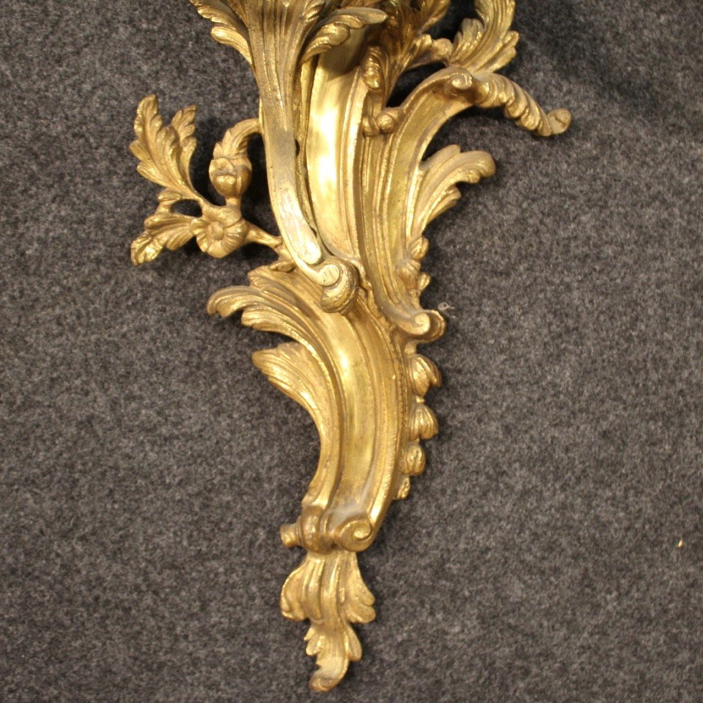 Coppia di applique in bronzo dorato in stile Luigi XV-photo-4