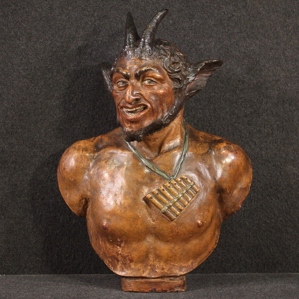 Grande scultura in terracotta policroma del XIX secolo, il Dio Pan