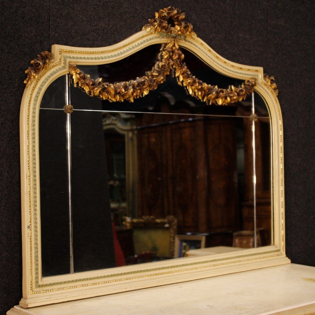 Cassettone in legno laccato con specchiera in stile Luigi XVI-photo-1