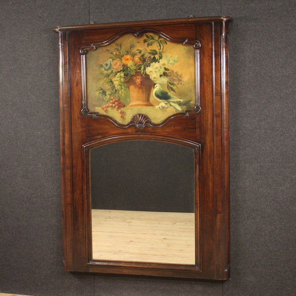 Caminiera italiana in legno del XX secolo