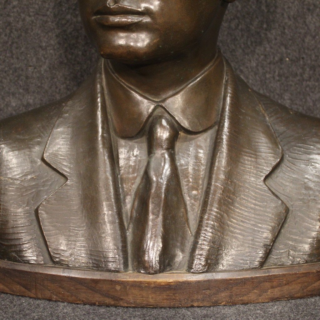 Scultura mezzo busto in bronzo del XX secolo-photo-5