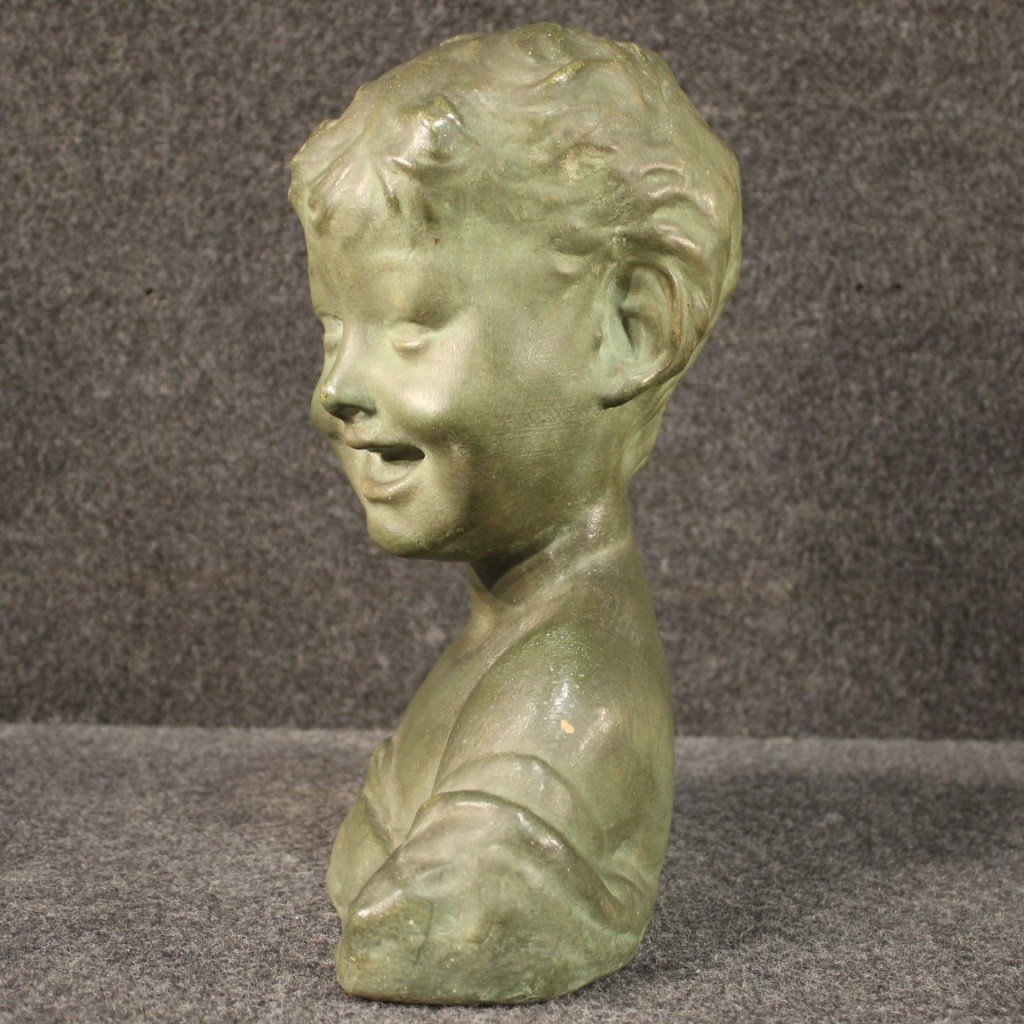 Scultura in terracotta dipinta tinta bronzo busto di bambino-photo-5