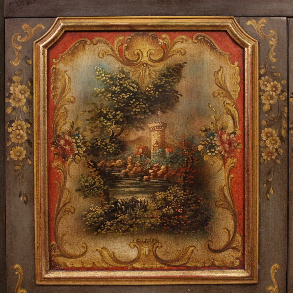 Elegante credenza laccata e dipinta del XX secolo-photo-8