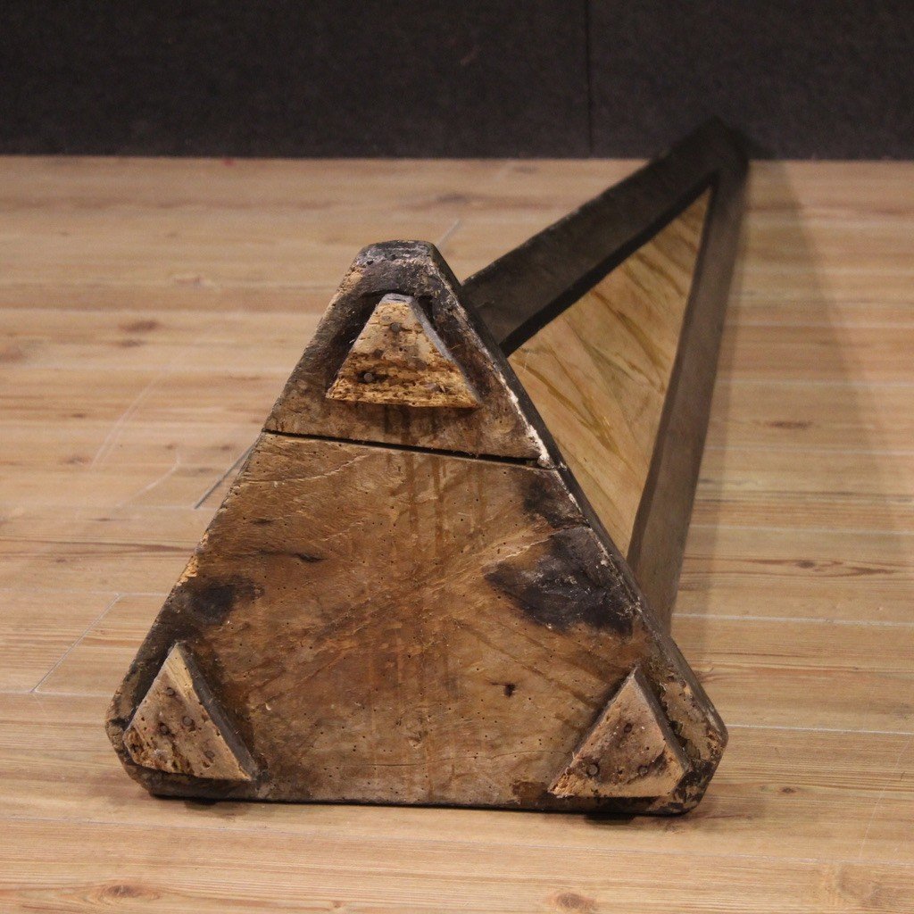 Grandi obelischi in legno dipinto del XX secolo-photo-3