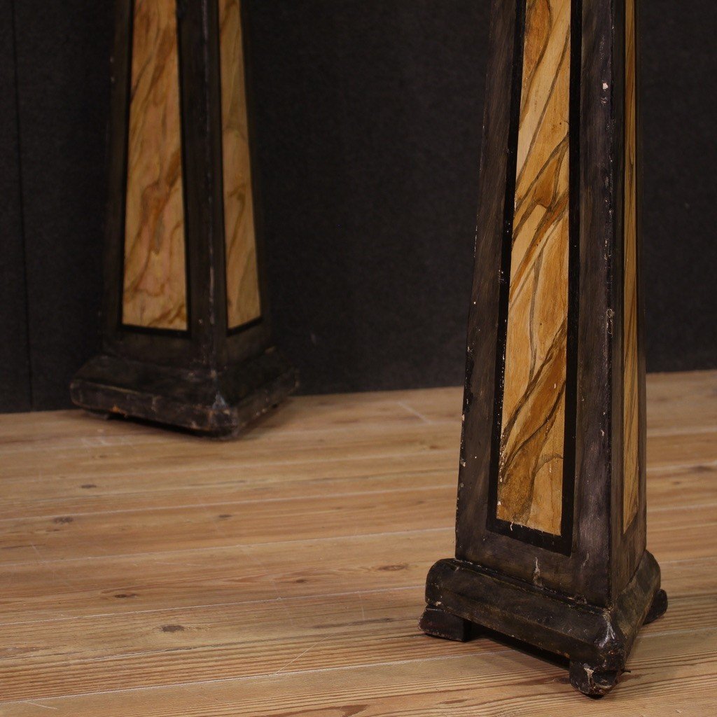 Grandi obelischi in legno dipinto del XX secolo-photo-5