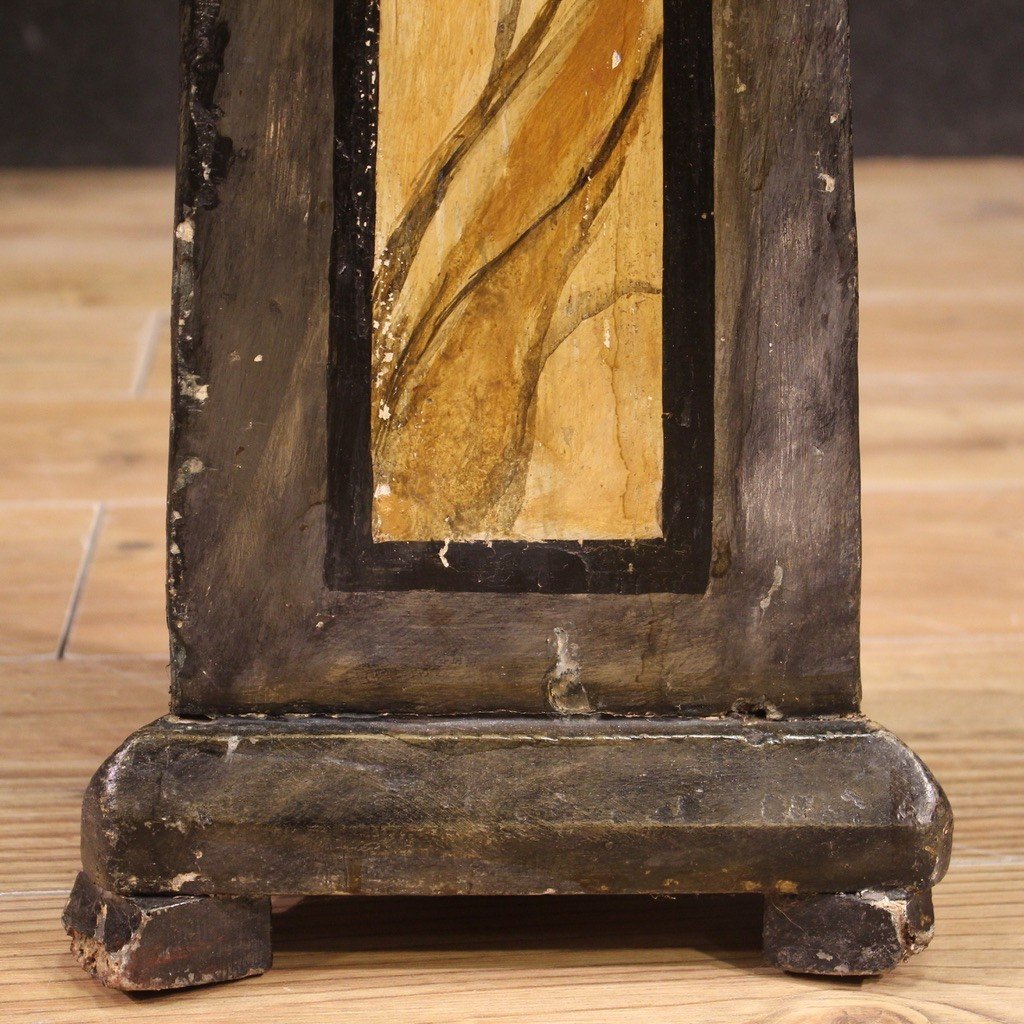 Grandi obelischi in legno dipinto del XX secolo-photo-8