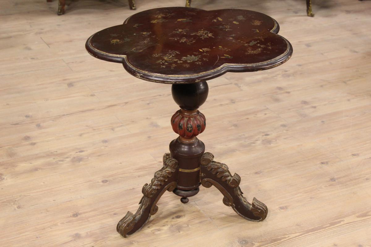 Tavolino francese in legno laccato e dorato del XX secolo-photo-4