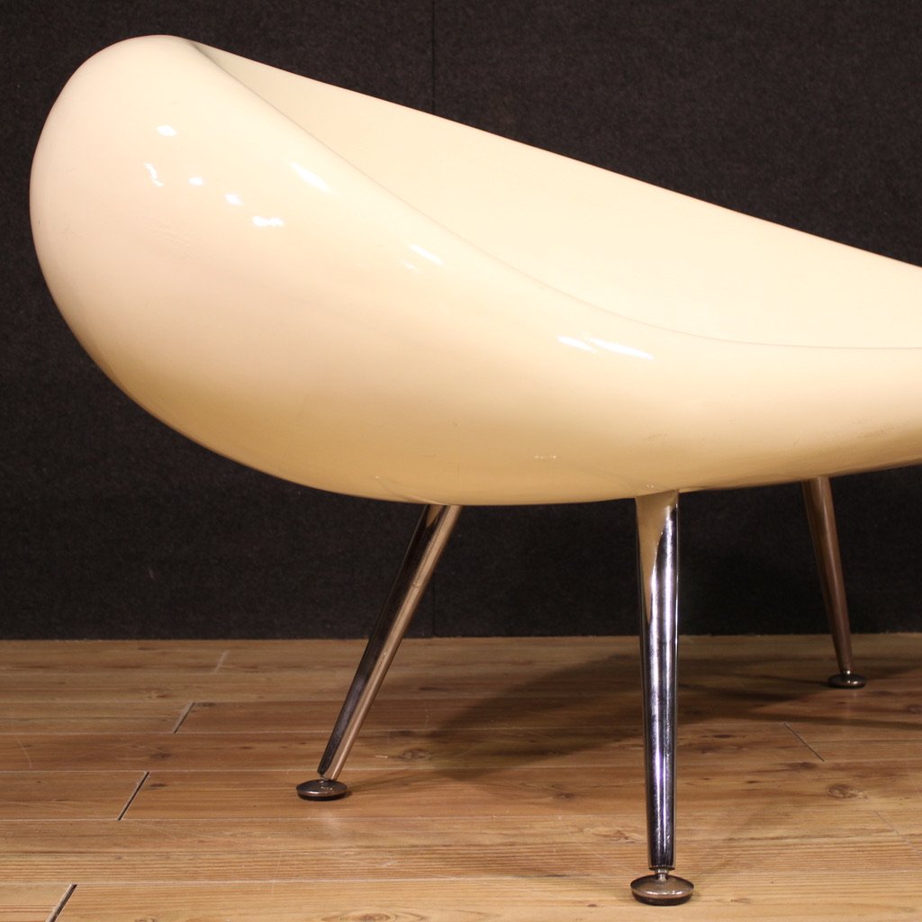 Divano design anni 70' in vetroresina e metallo cromato-photo-5