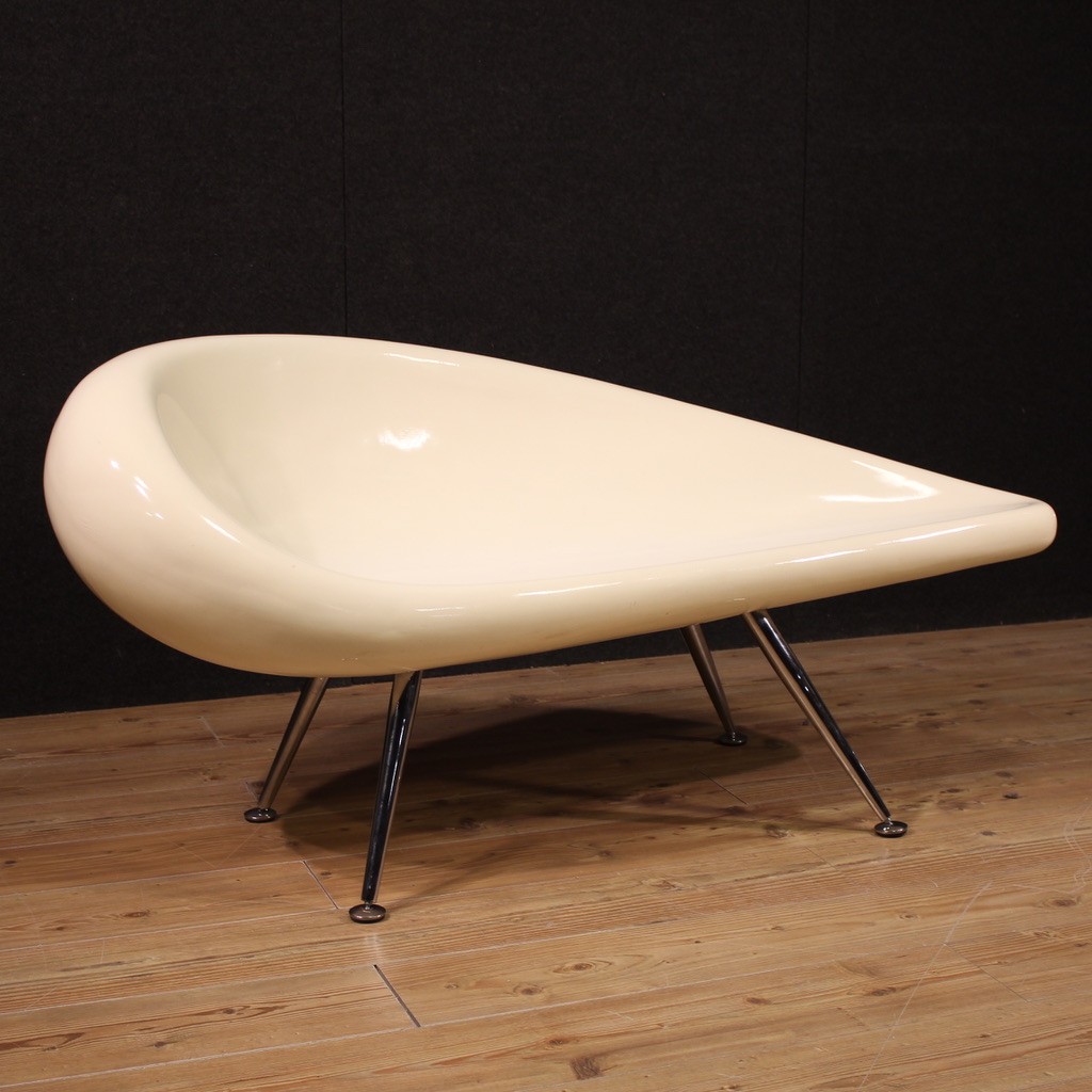 Divano design anni 70' in vetroresina e metallo cromato
