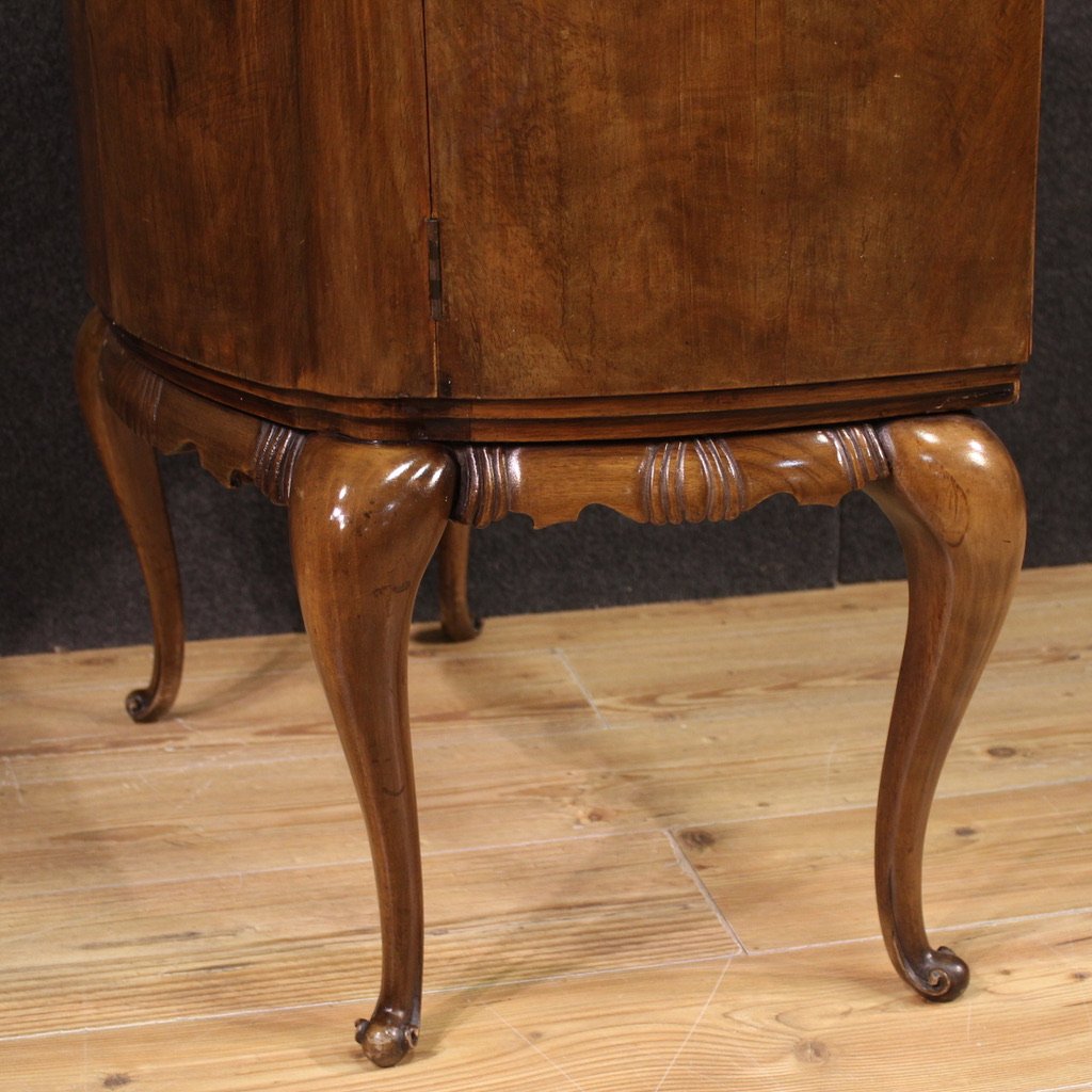 Piccola credenza a mezzaluna del XX secolo-photo-1