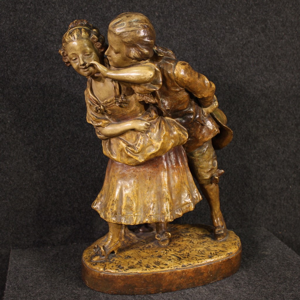 Scultura in terracotta firmata scena galante