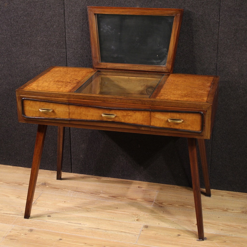 Toilette italiana di design anni 70