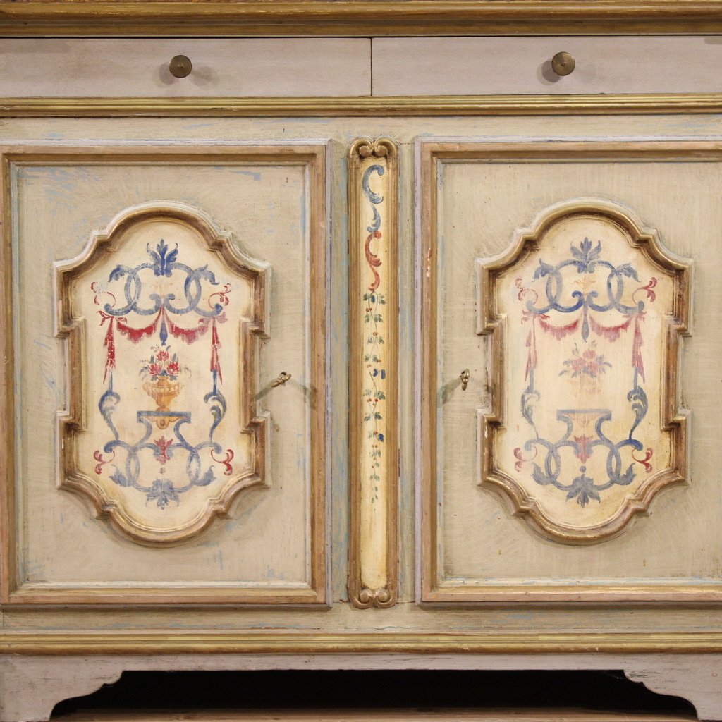 Grande credenza veneta laccata e dipinta del XX secolo-photo-4