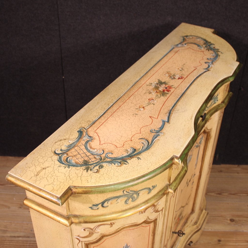 Credenza italiana laccata, dipinta e dorata del XX secolo-photo-1
