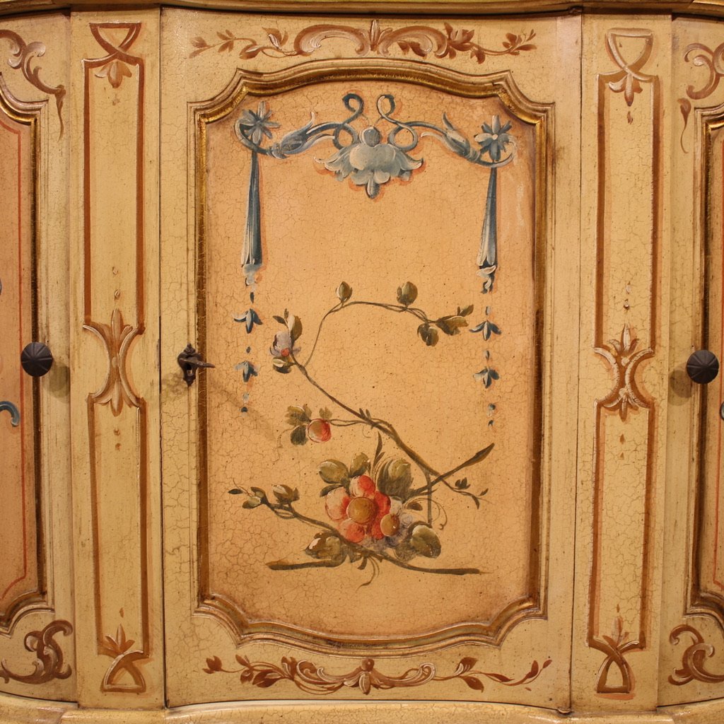 Credenza italiana laccata, dipinta e dorata del XX secolo-photo-2