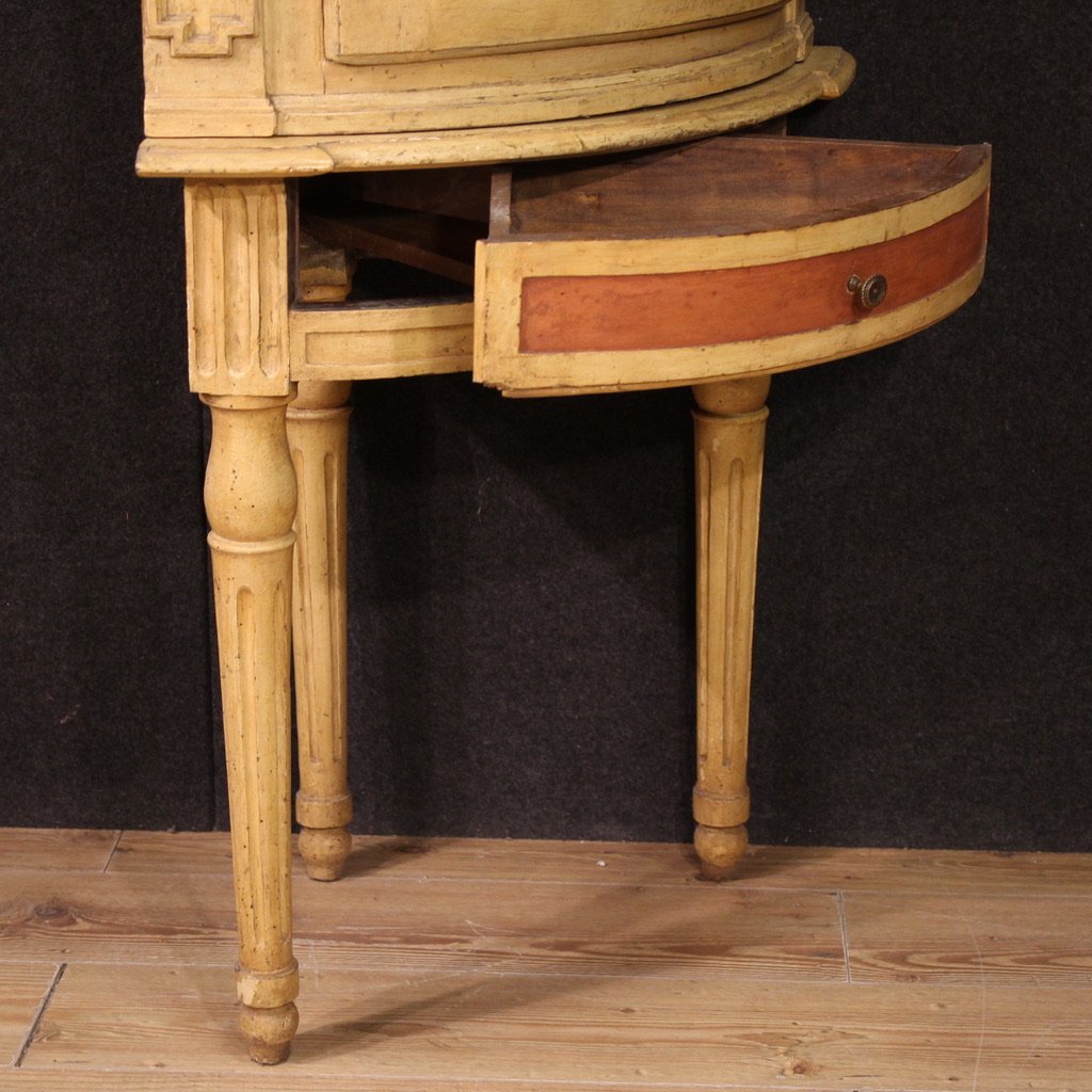 Antica angoliera laccata Luigi XVI del XVIII secolo-photo-3