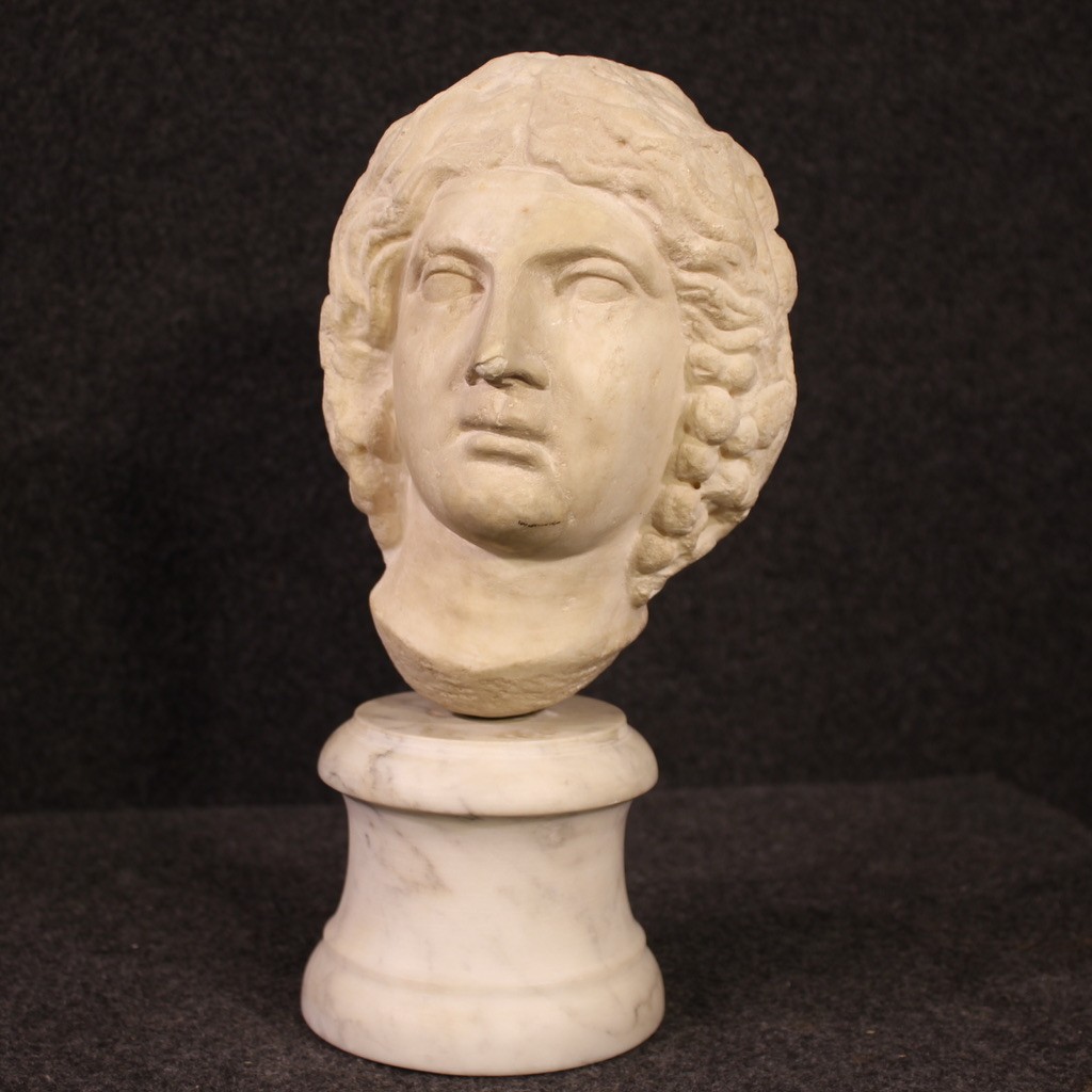 Antica scultura italiana, testa in marmo bianco del XVII secolo