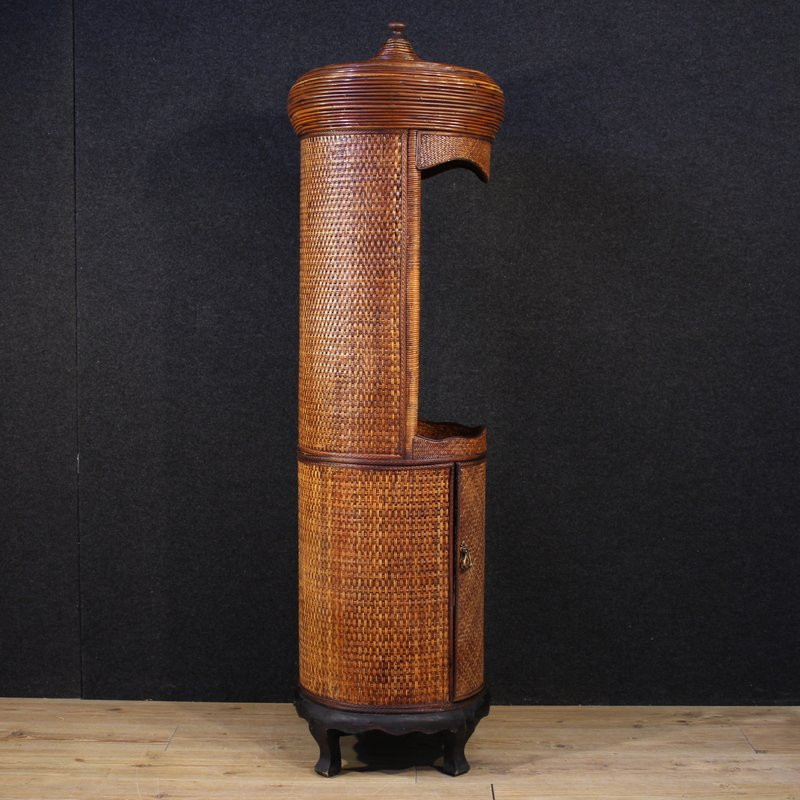 Mobile orientale del XX secolo-photo-1