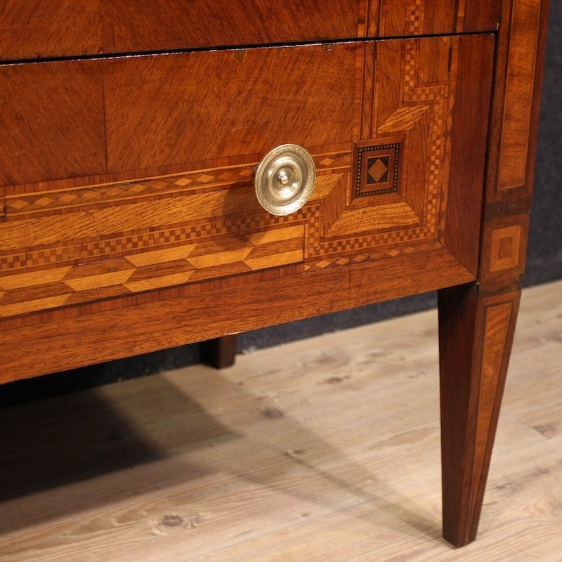 Comò italiano intarsiato in stile Luigi XVI del XX secolo-photo-7