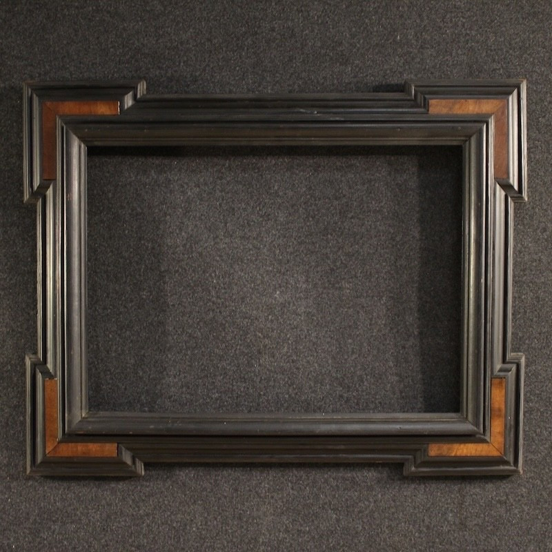 Cornice italiana guillauche del XX secolo