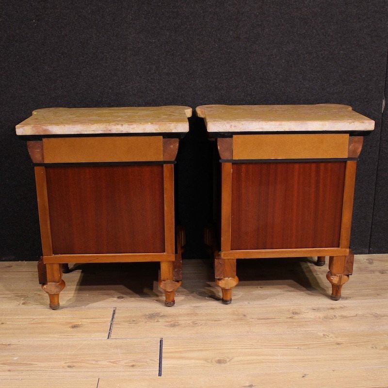 Coppia di comodini italiani con piano in marmo del XX secolo-photo-4