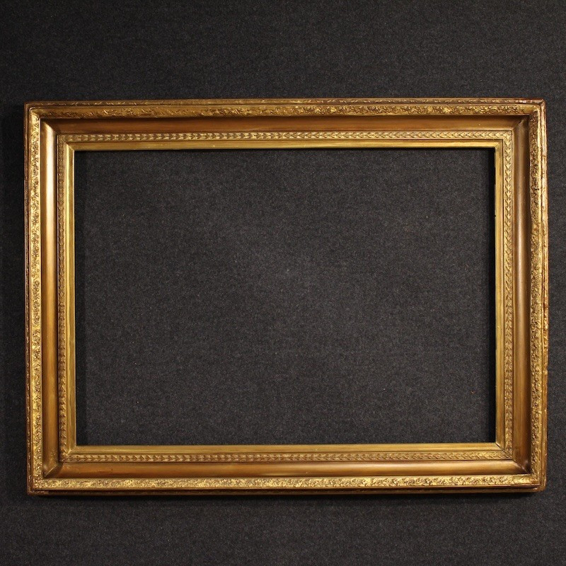 Cornice spagnola dorata del XX secolo