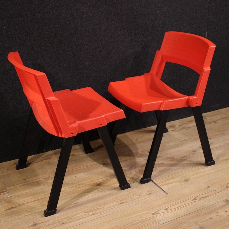 Coppia di sedie modello City rosse Lucci & Orlandini per Lamm-photo-7