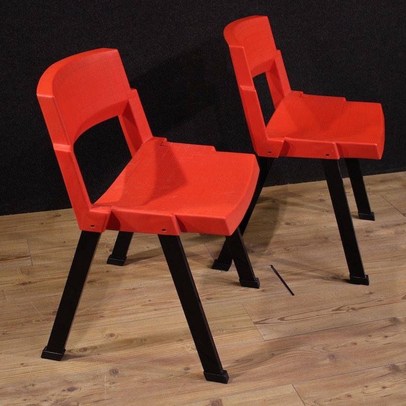 Coppia di sedie modello City rosse Lucci & Orlandini per Lamm-photo-8
