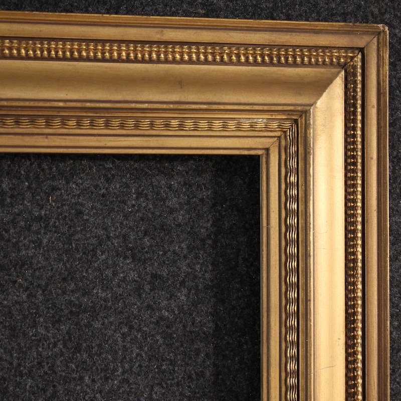 Cornice italiana dorata in legno e gesso del XX secolo-photo-3