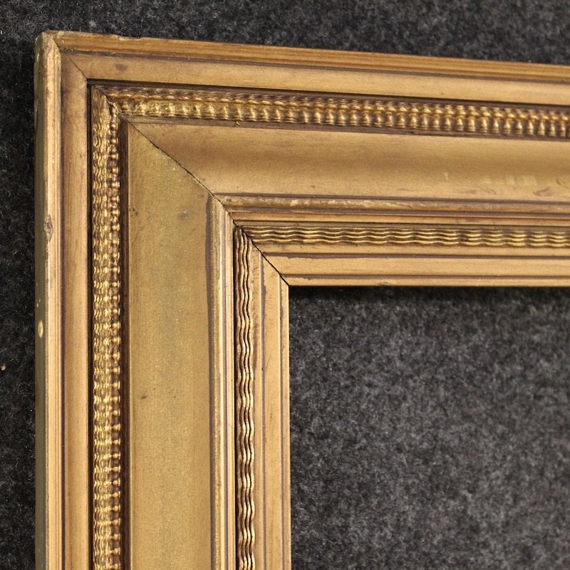 Cornice italiana dorata in legno e gesso del XX secolo-photo-5