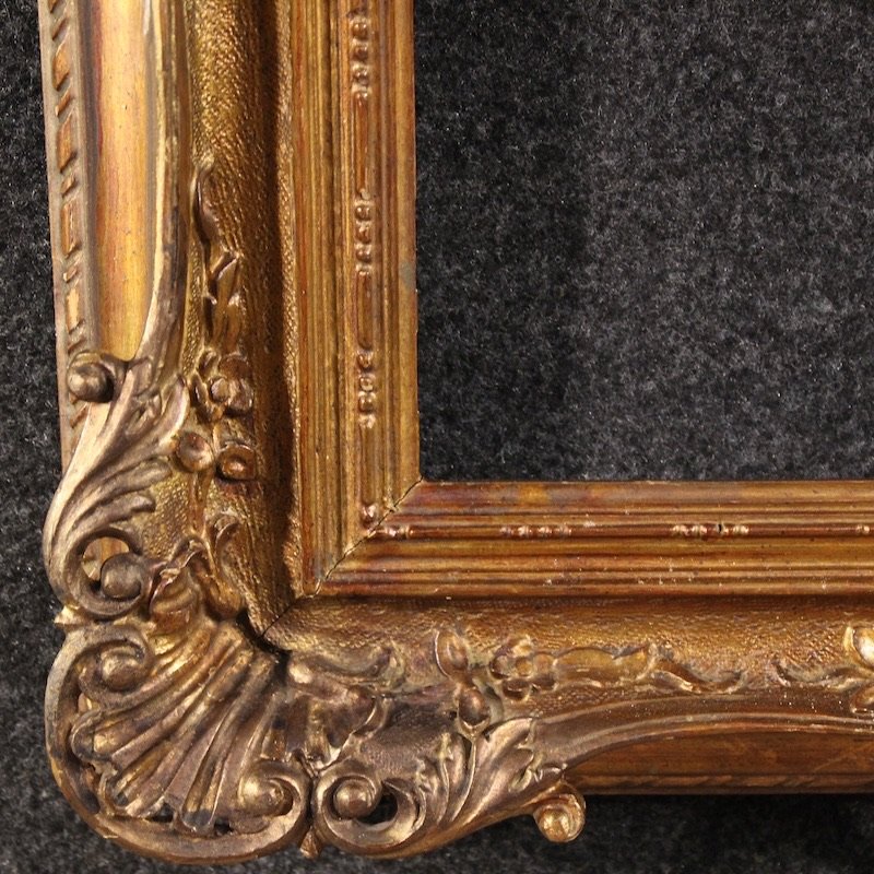Cornice italiana scolpita e dorata del XX secolo-photo-3