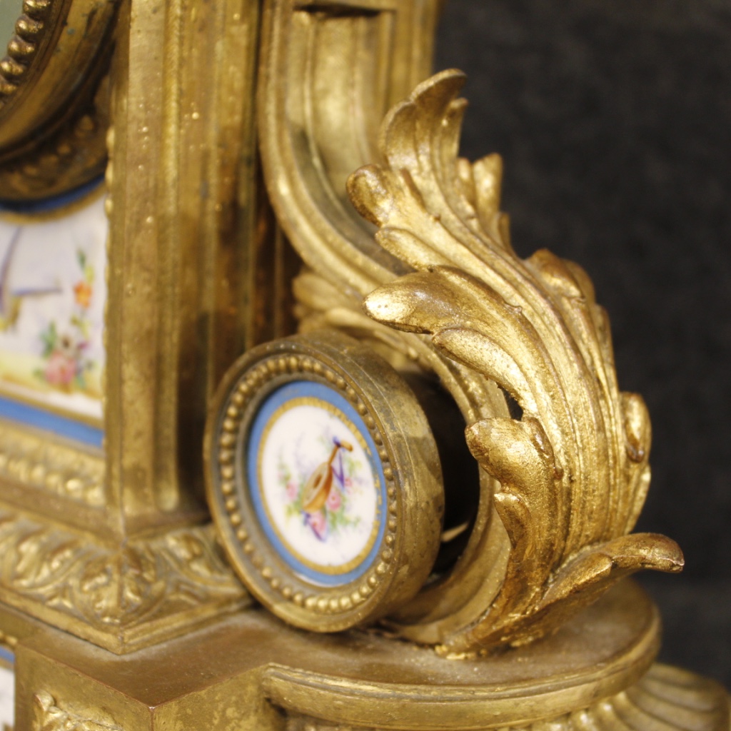 Orologio francese in bronzo o ottone dorati con ceramica dipinta-photo-7