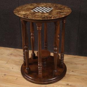 Tavolo da gioco con piano in marmo e onice con scacchiera del XX secolo