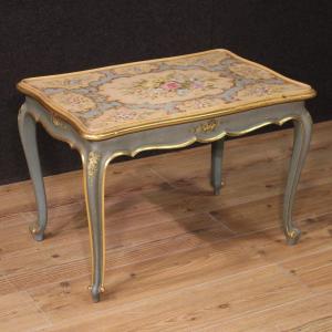 Splendido tavolino veneziano laccato