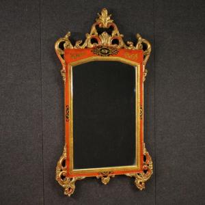 Specchiera toscana laccata e dorata del XX secolo