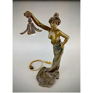 E.villanis Double Patina Bronze Lamp