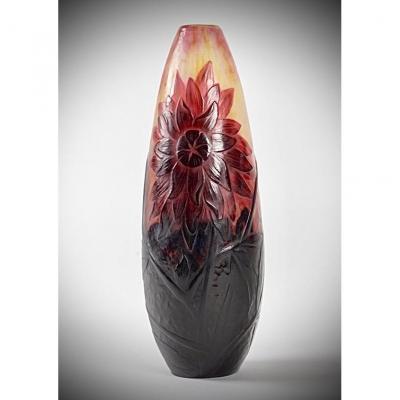 Vase De Daum A Decor De Dahlias