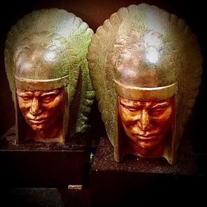 Pair Of Bookends By Georges Raoul Garreau ( Born In 1885) In Bronze  " The Indians " 