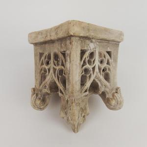 Gothic Wall Pedestal