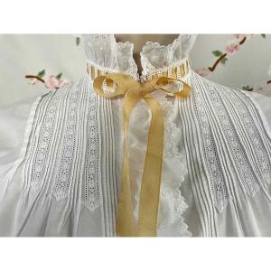 Long-sleeved Blouse Embellished With Ruffles, Hand-ribbed Pleats - Antique Linen