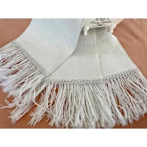 Set Of 3 Large Damask Linen Guest Towels, Knotted Bangs - Linge Ancien