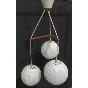 Suspension By Louis Kalff For Philips Year 1960 , Model With Three Suspended Balls , 20 ème