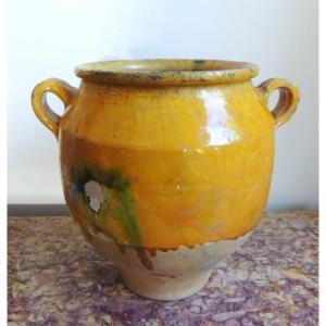 Glazed Pottery From Southwestern France (