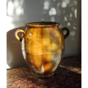 Glazed Pottery From Southwestern France (