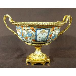 Imari Porcelain Bowl With Gilt Bronze Mounts